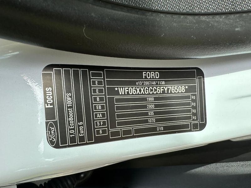 Ford Focus (2015) 1.0 EcoBoost 74kw - fotka 17 z 24