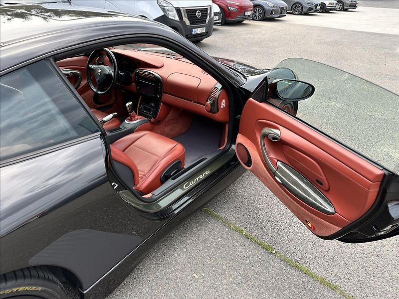 Porsche 911 3,4 CARRERA 4 - fotka 15 z 20