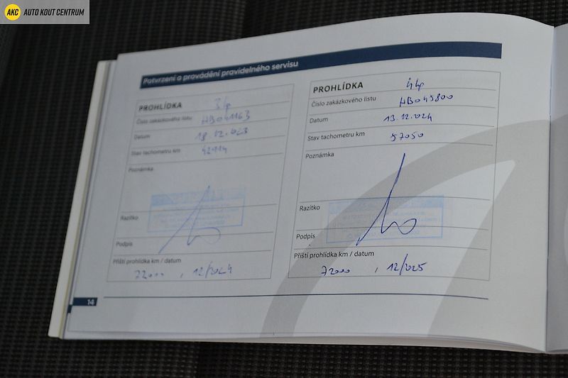 Hyundai i30 WG 1,5I MT COMFORT ALU16 - fotka 41 z 44