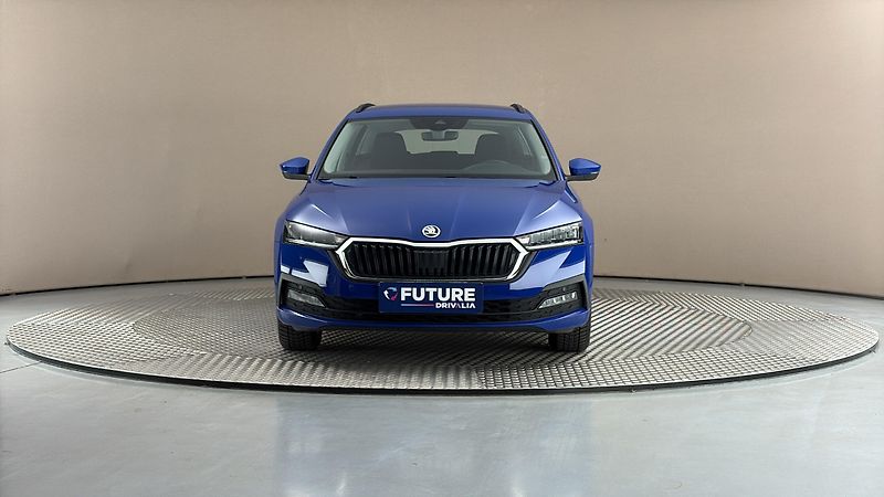 Škoda Octavia 2.0 TDI Ambition Combi - fotka 3 z 24