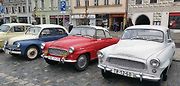 Výstava veteránů na třebíčském náměstí zakončila sezonu Veteran Car Clubu Třebíč 2022