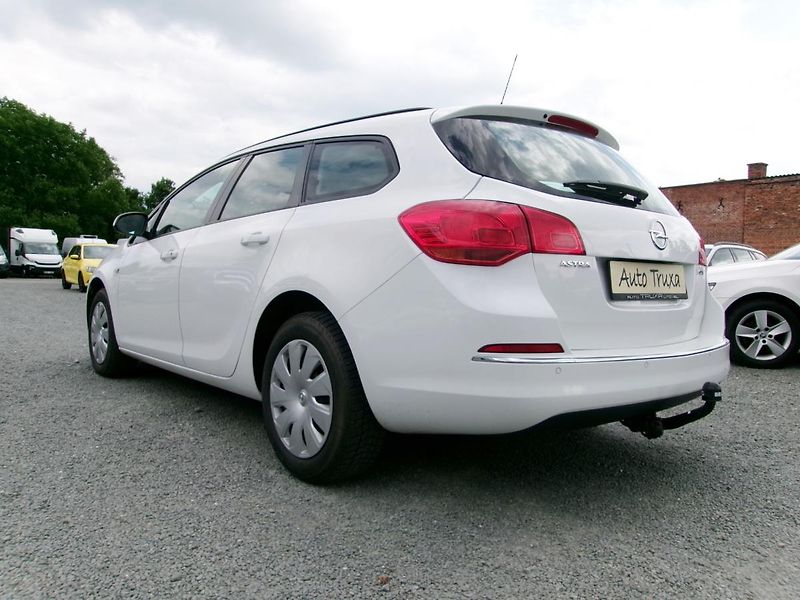Opel Astra ST 1.6 CDTi ECOTEC 81kW *ČR - fotka 37 z 46