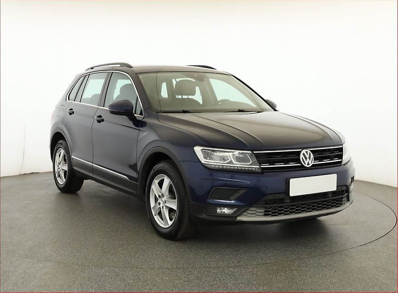 Volkswagen Tiguan (2019) Comfortline 2.0 TDI, 4X4 - fotografie inzerátu