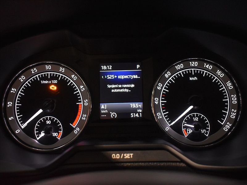 Škoda Octavia 2,0 2,0TDi Style Tažné,Canton - fotka 21 z 21