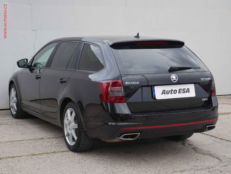 Škoda Octavia (2017) 2.0TDi, DSG, navi, xenon - fotka 4 z 19