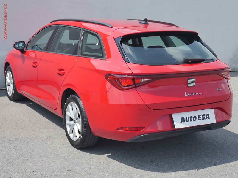 Seat Leon (2022) 1.5TSi, 1.maj,ČR - fotka 6 z 15