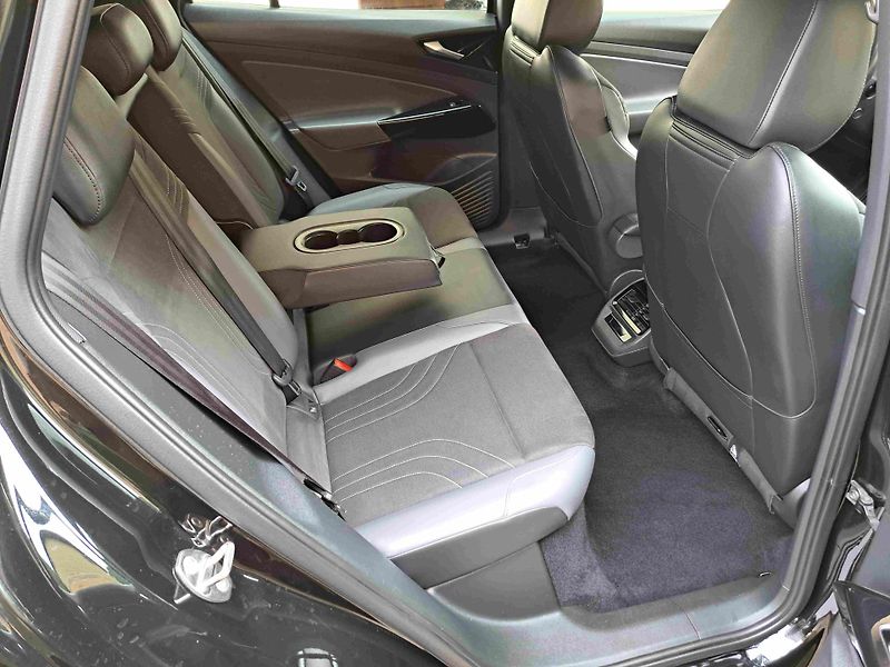 Volkswagen ID.4 PRO PERFORMANCE  77kWh SOH-97% - fotka 9 z 22