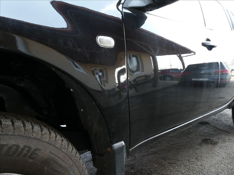 Mitsubishi L200 2,5 DI-D 100kW REZERVACE - fotka 11 z 36