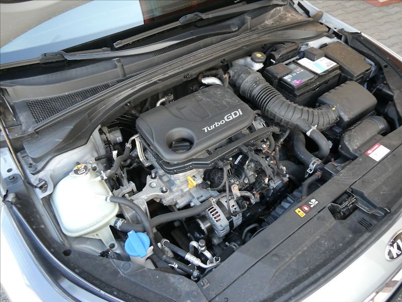 Kia Ceed 1,0 T-GDI Exclusive SW,2x pneu - fotka 31 z 35