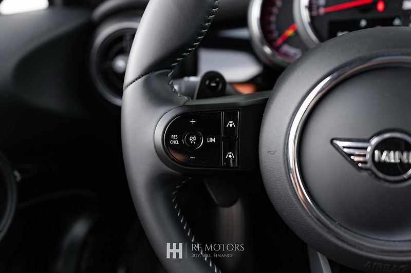 Mini JCW (2024) - fotka 32 z 48