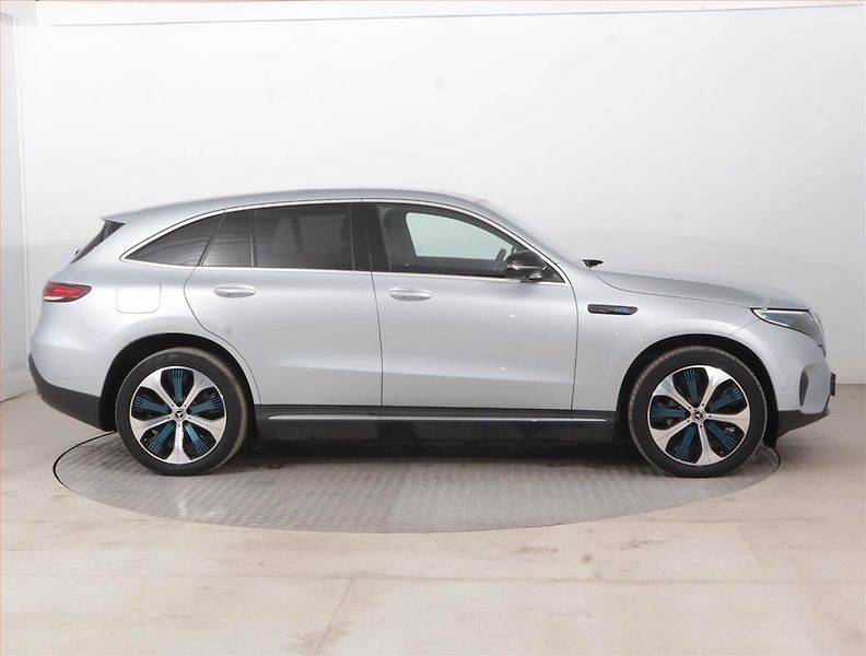 Mercedes-Benz EQC (2019) 400 4MATIC, SoH 94% - fotka 6 z 21