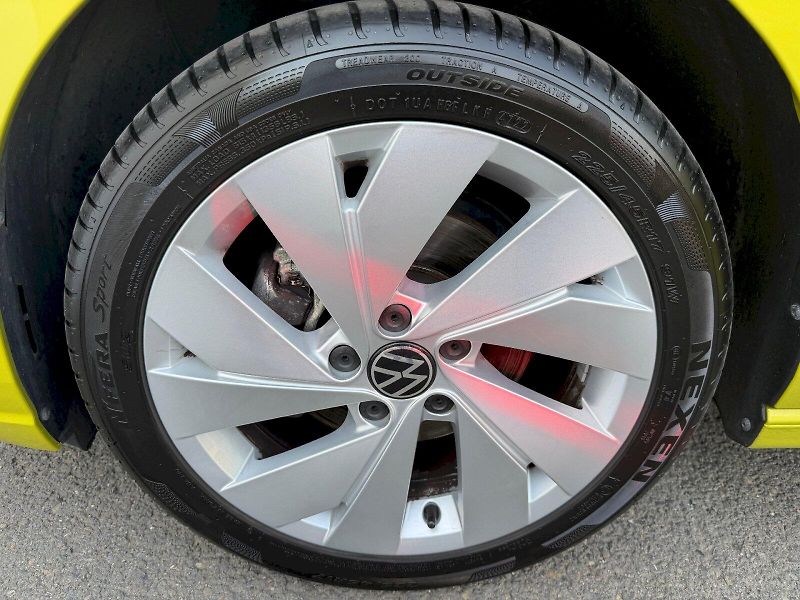 Volkswagen Golf (2023) Variant 1.5 TSI 110kW Style - fotka 35 z 35