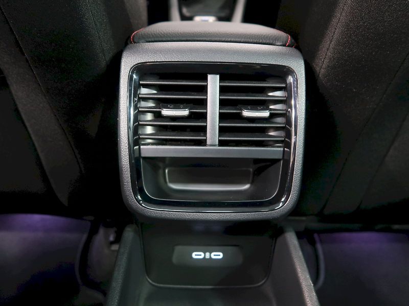 Škoda Octavia (2026) RS 2.0TSI 195KW DSG TAŽNÉ WEBA - fotka 45 z 48