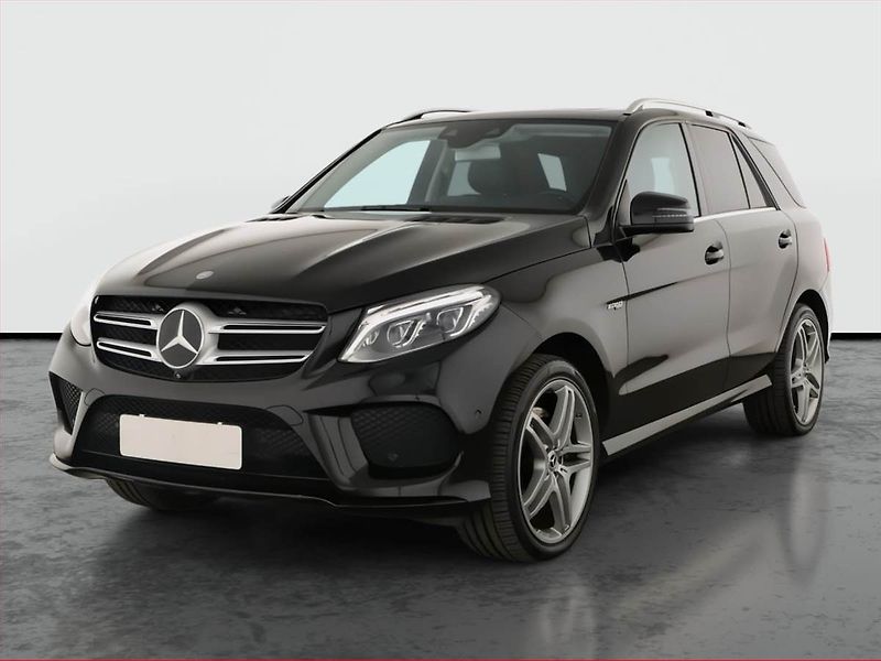Mercedes-Benz GLE (2015) AMG line 400 - fotka 2 z 30