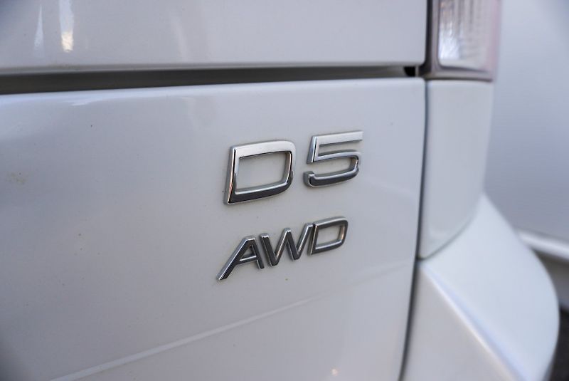 Volvo XC90 D5 AWD POLESTAR - fotka 26 z 30