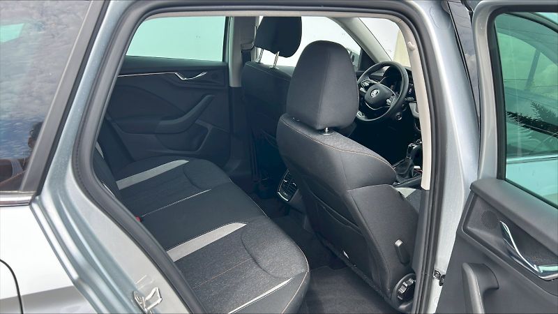 Škoda Scala (2024) SELEC TSI 110/1.5 A7F - fotka 12 z 27