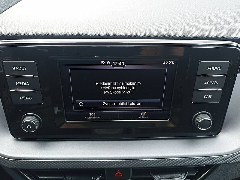 Škoda Kamiq (2021) 1.5 TSI 110kW tažné LED manuál - fotka 18 z 35