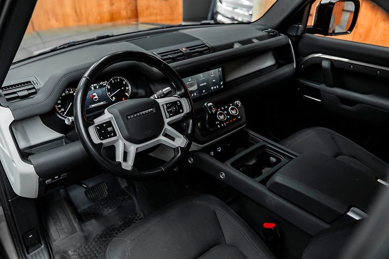 Land Rover Defender - fotka 7 z 19