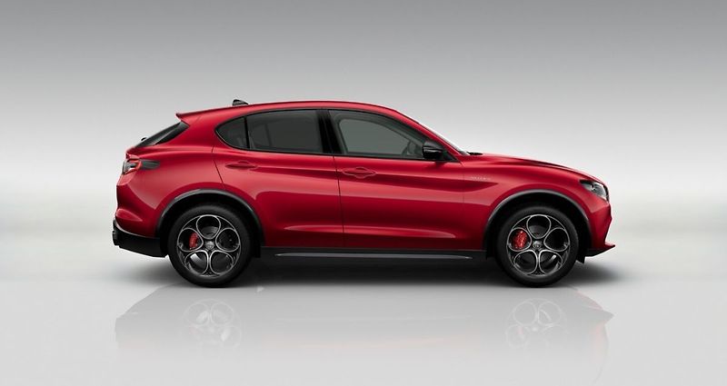 Alfa Romeo Stelvio (2026) Veloce 2.2 JTDm 210k Q4 - fotka 2 z 6