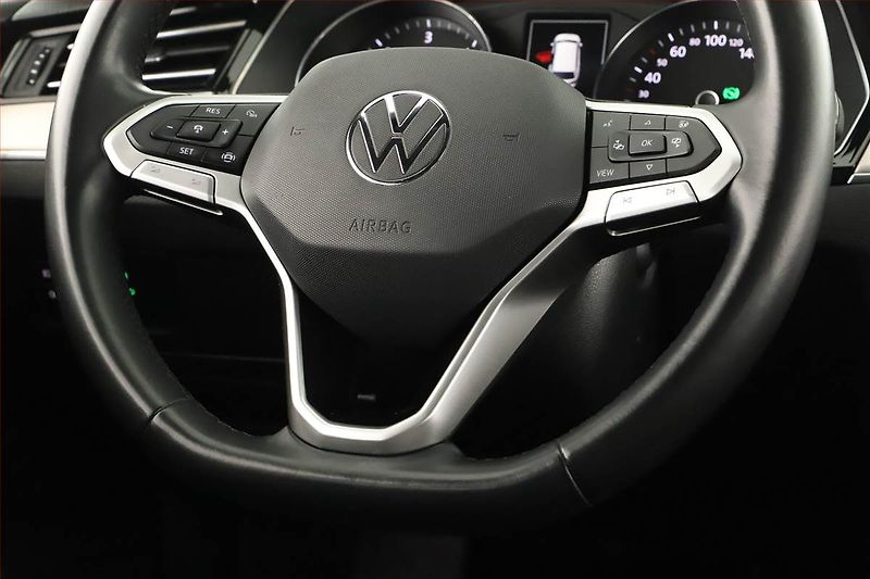 Volkswagen Passat (2020) 2.0 TDI - fotka 8 z 20