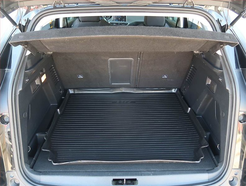 Peugeot 3008 (2018) 1.2 PureTech, Automat - fotka 14 z 19