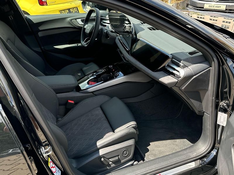 Audi A5 TDI quattro 150kW STR - fotka 12 z 24