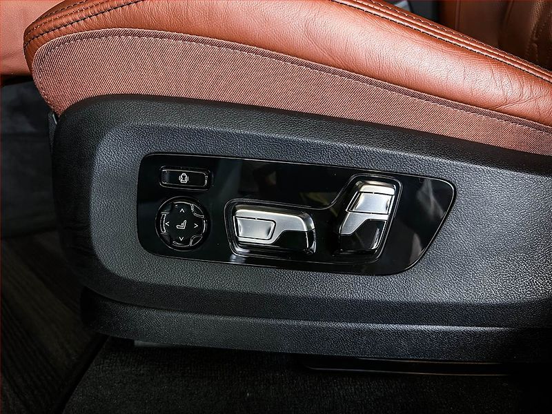 BMW X5 (2025) xDrive30d - fotka 14 z 23