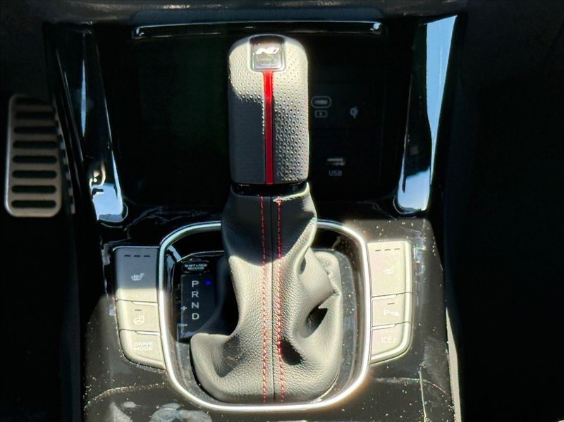 Hyundai i30 1,5 T-GDI GO NLINE! AT - fotka 8 z 12