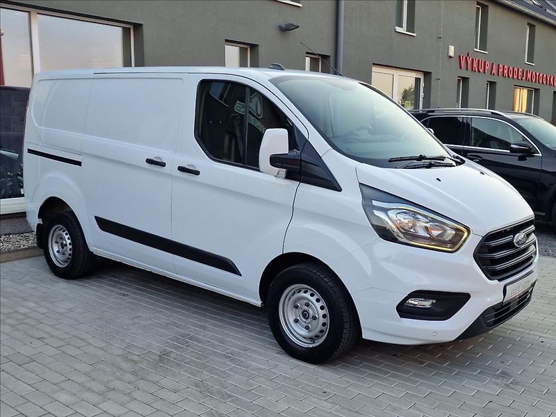 Ford Transit Custom 2.0TDCi Trend L1,ČR,1.Majitel - fotka 2 z 45
