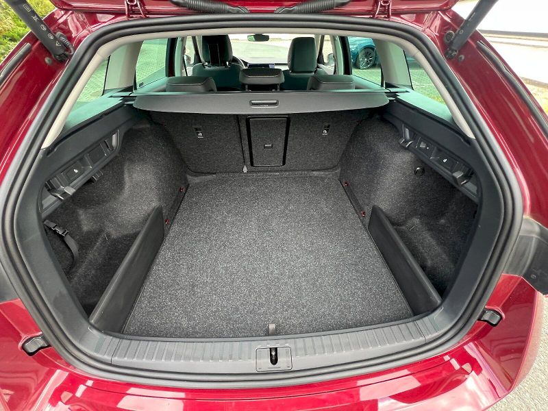 Škoda Octavia (2025) Top Selection 1.5TSi M-HEV 110 - fotka 15 z 30