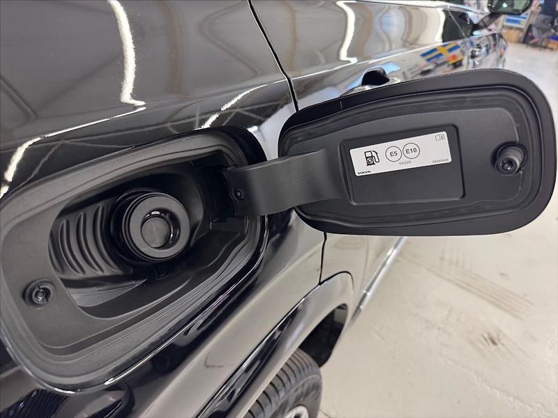 Volvo XC90 (2026) 2,0  B5 Plus Bright - fotka 13 z 15