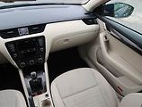 Škoda Octavia (2016) 2.0 TDI, Navi, Xenony - náhled 8