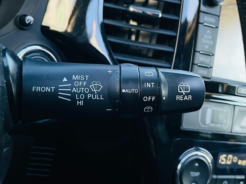 Mitsubishi Outlander 2.2D 4x4 7MÍST KAMERA SERVISKA - fotka 45 z 50