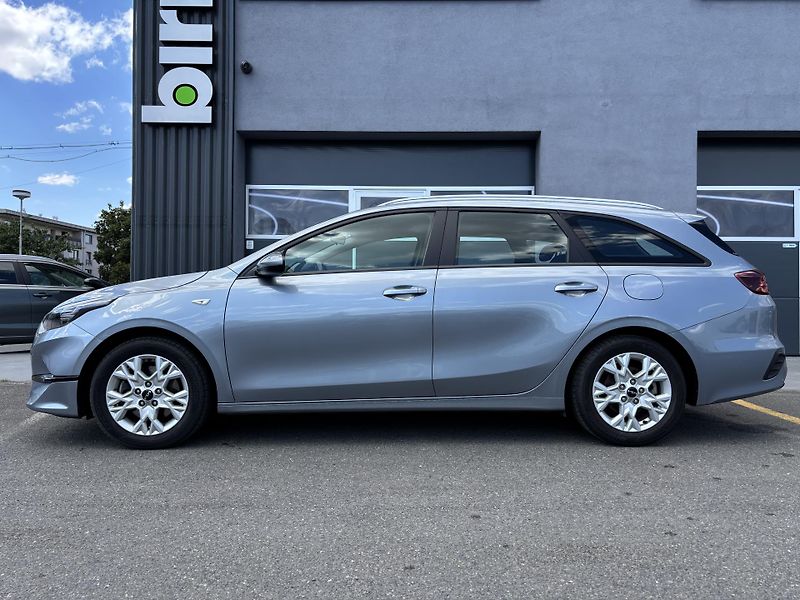 Kia Ceed (2023) SW Spin 1.5 T-GDI (118 kW) - fotka 6 z 25