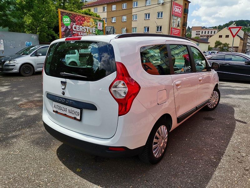 Dacia Lodgy (2016) 1.6i 75kw Tempomat Klima - fotka 5 z 26