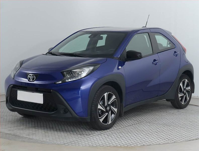 Toyota Aygo (2024) 1.0, ČR,1.maj, Serv.kniha - fotka 2 z 16