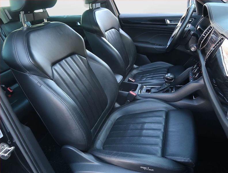 Škoda Kodiaq (2023) Laurin&Klement 2.0 TDI - fotka 9 z 22