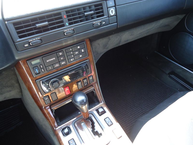 Mercedes-Benz SL (1993) 600 - fotka 29 z 40