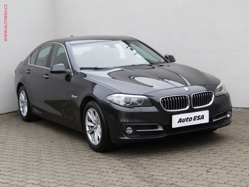 BMW Řada 5 (2013) 520d, AT, STK4/28 - fotka 1 z 3