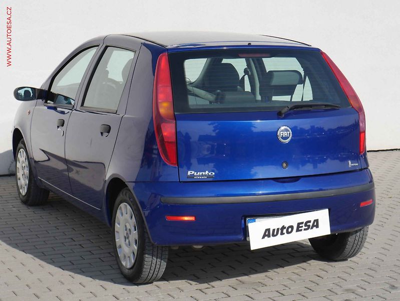 Fiat Punto (2008) 1.2i, ČR, El.okna - fotka 6 z 14