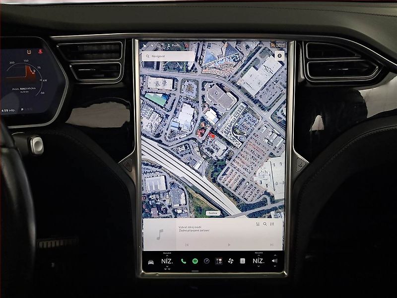 Tesla Model X (2017) 100D, SoH 86% - fotka 12 z 22