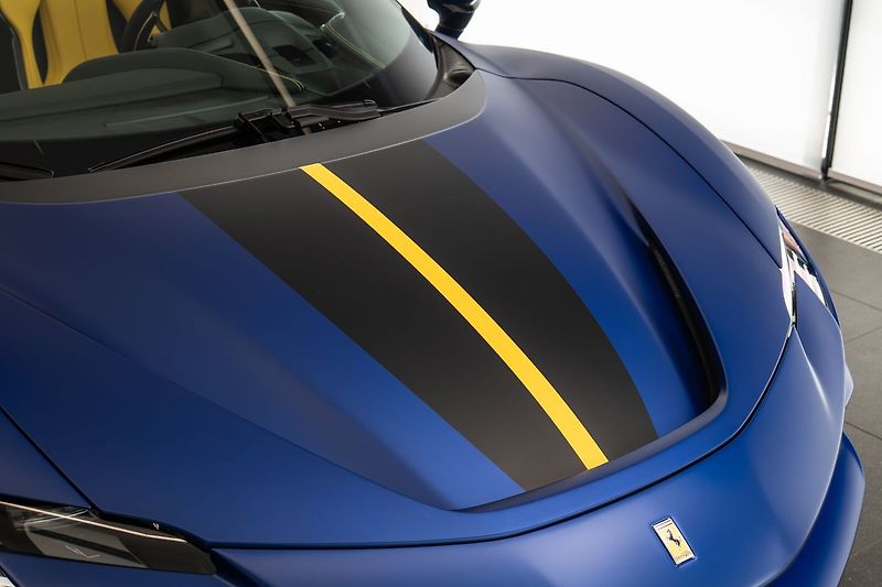 Ferrari SF90 Spider Tailor Made - fotka 26 z 27
