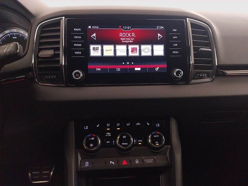 Škoda Karoq (2020) Sportline 1.5 TSI - fotka 12 z 24