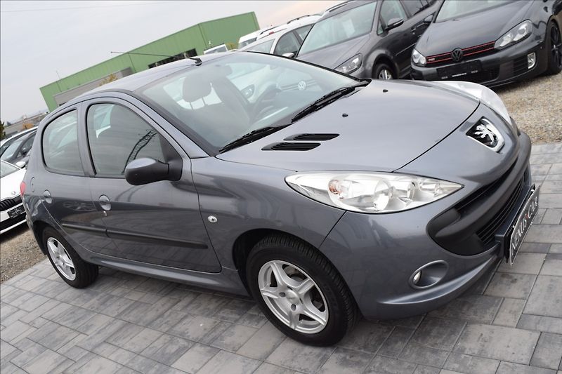 Peugeot 206 1,4 i (TU3) 54KW SERVISKA ALU - fotka 4 z 41