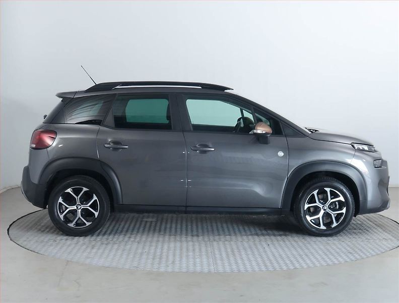 Citroën C3 Aircross (2024) C-Series 1.2 PureTech, ČR - fotka 6 z 17
