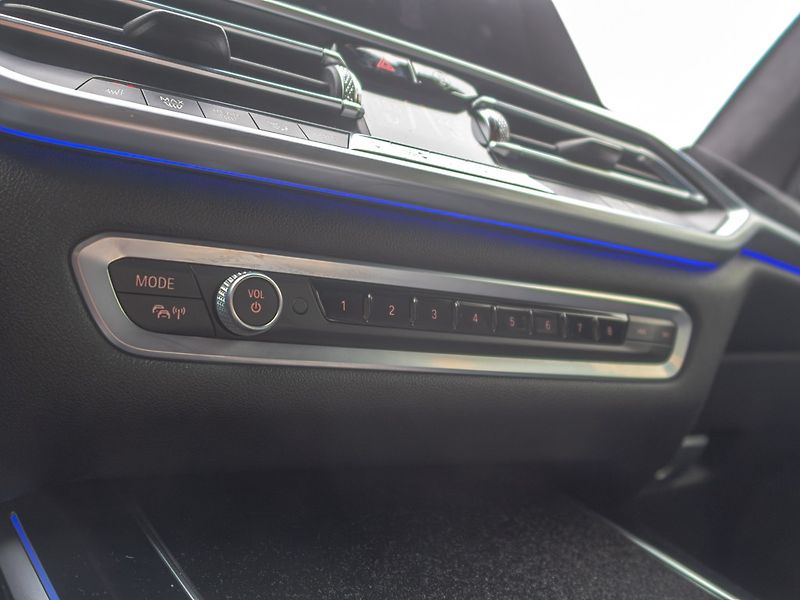 BMW X7 (2019) ČR 3.0i 250KW 7sed – INDIVIDUÁ - fotka 29 z 59