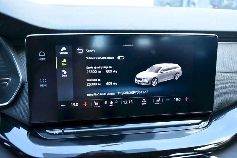Škoda Octavia (2023) Style Plus 1.5 eTSI DSG - fotka 23 z 34