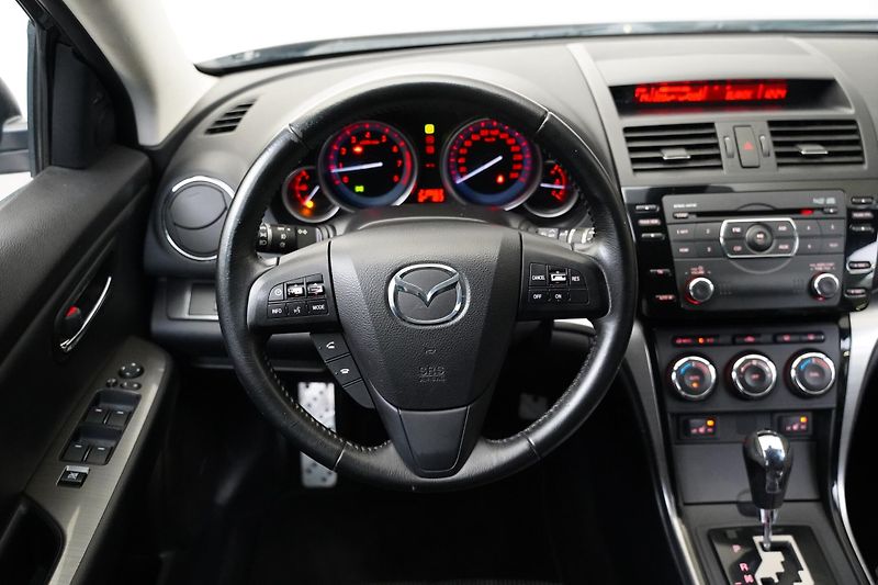 Mazda 6 - fotka 17 z 22