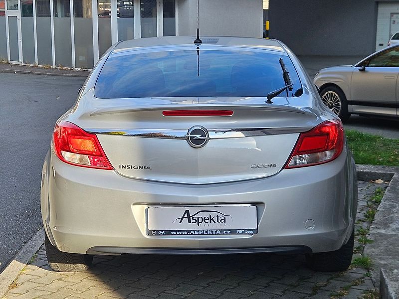 Opel Insignia 1,4T 103kW, Active, 2.maj. - fotka 4 z 34