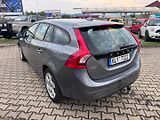 Volvo V60 (2016) D2 2,0D 88 KW TAŽNÉ - náhled 2